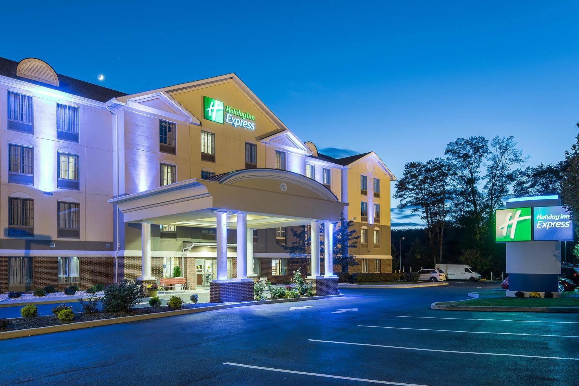 Holiday Inn Express Haskell-Wayne Area By Ihg Exteriör bild